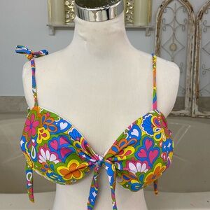 60s vibe bikini 👙 top. New